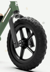 גלגלים עמידי פנצ'רים באופני איזון לילדים בגיל 2